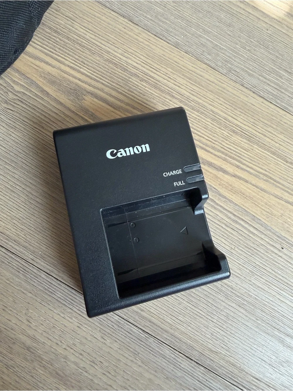 Canon DSLR Camera Black with LCD Screen